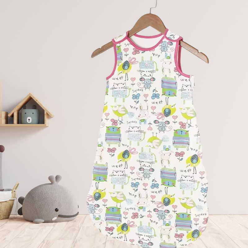 Gigoteuse bébé légère 0-18 mois avec motifs colorés animaux et jouets – turbulette confortable
