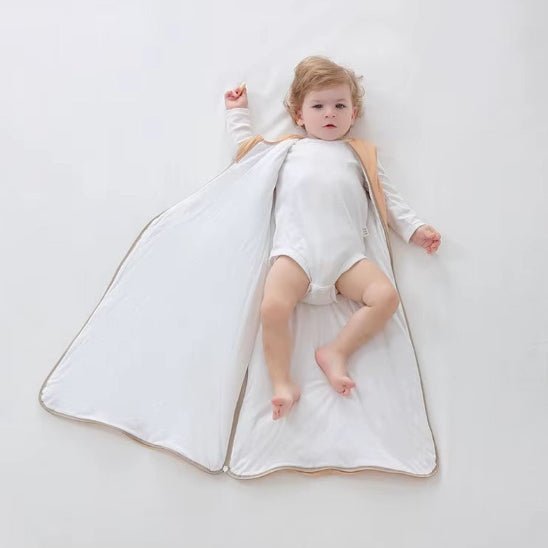 Gigoteuse bébé blanche élégante et pratique avec zip sécurisé