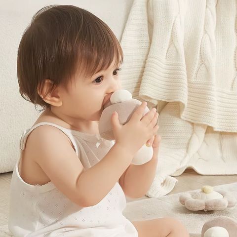 Mobile Bebe lit – Peluches douces et musique apaisante pour l’éveil de bébé - Spot Bébé