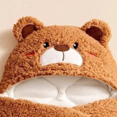 Nid d’ange bébé hiver, cocon douillet petit ours brun