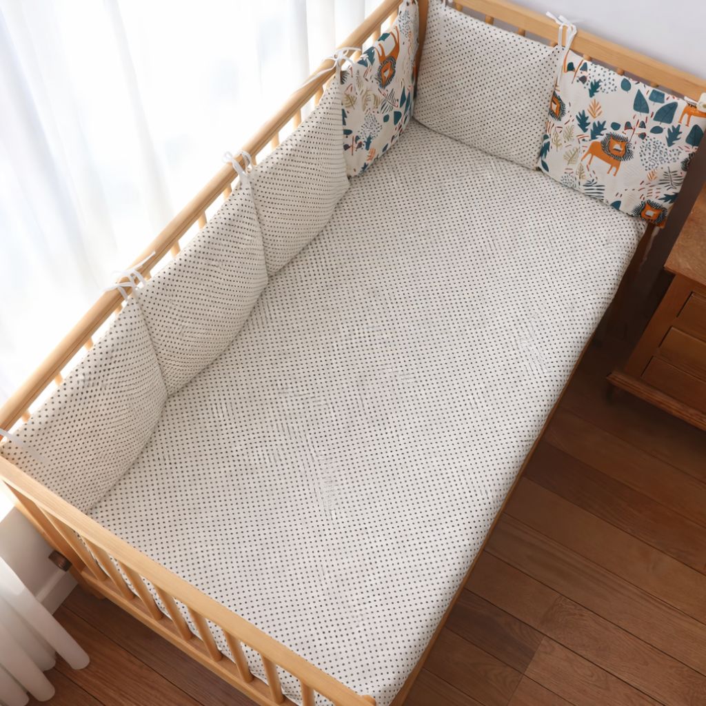 Tour de lit bébé garçon ensemble 6 ou 7 pièces motif véhicules