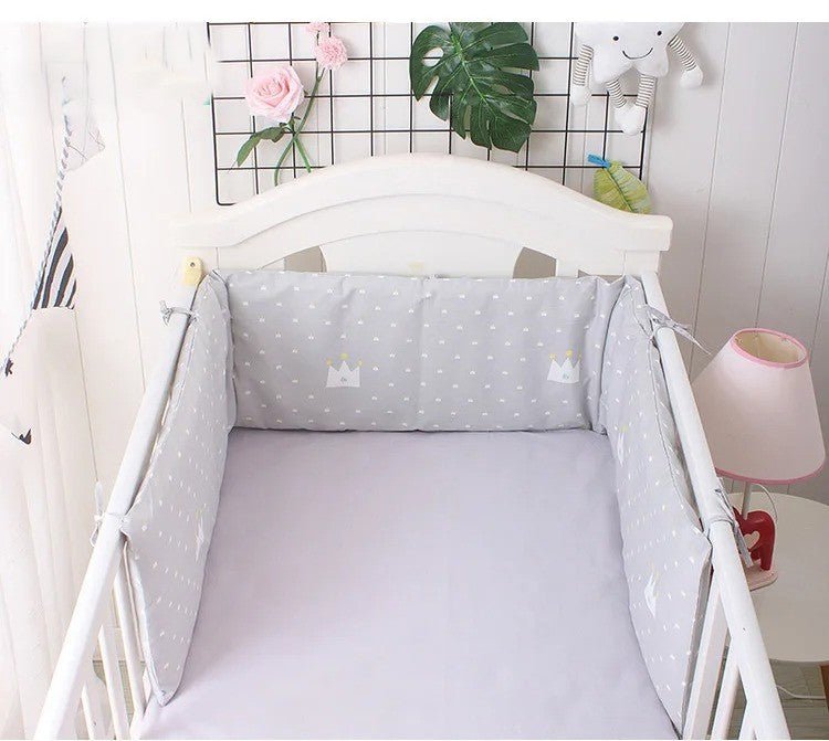 tour de lit BEBE - Love - Spot Bébé