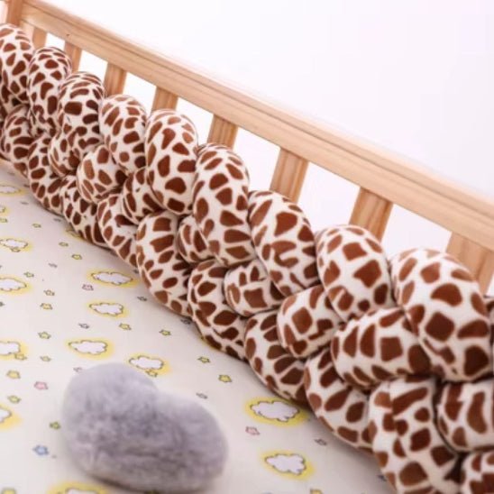 Tour de lit tresse bébé girafe 4 brins, confort et sécurité