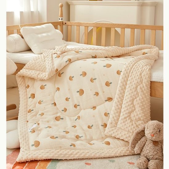 Couverture bébé : comment bien choisir pour allier confort, sécurité et douceur