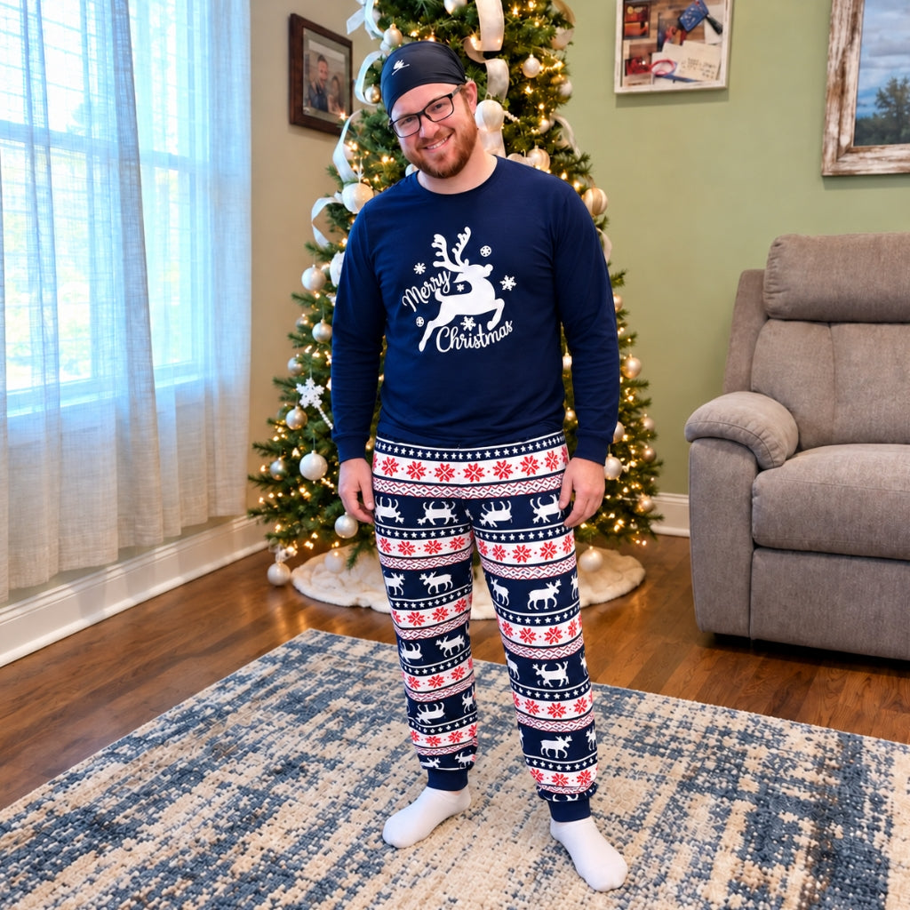 Papa en pyjama de Noël bleu marine renne blanc et pantalon nordique