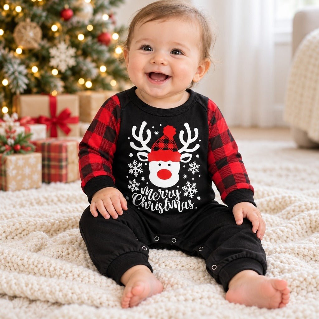 Bébé en grenouillère de Noël noire au renne, manches à carreaux