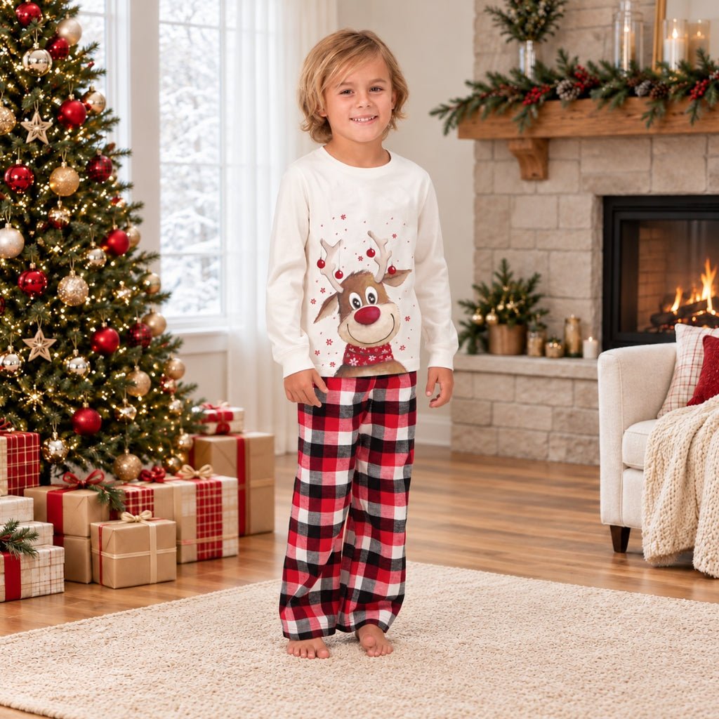 Garçon en pyjama de Noël enfant renne et pantalon tartan rouge et noir