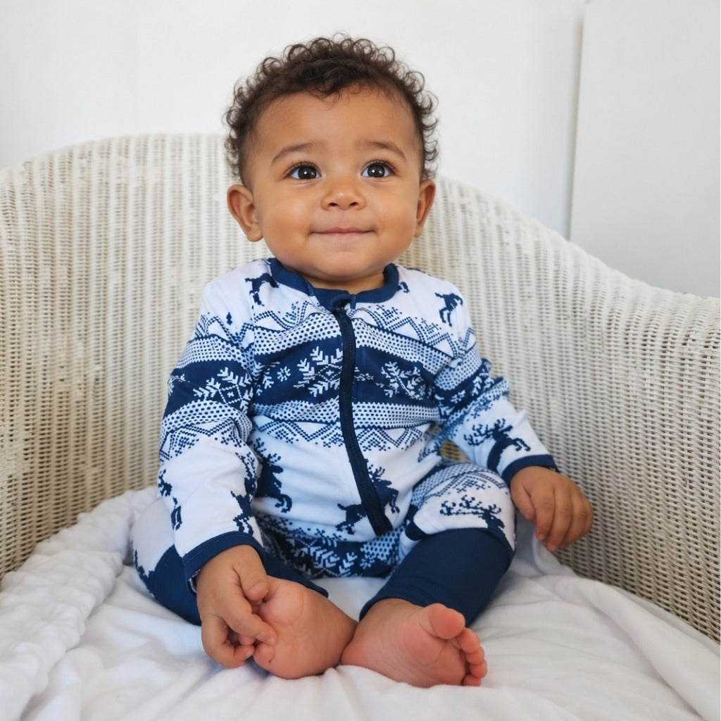 Bébé en grenouillère de Noël nordique bleu marine aux rennes