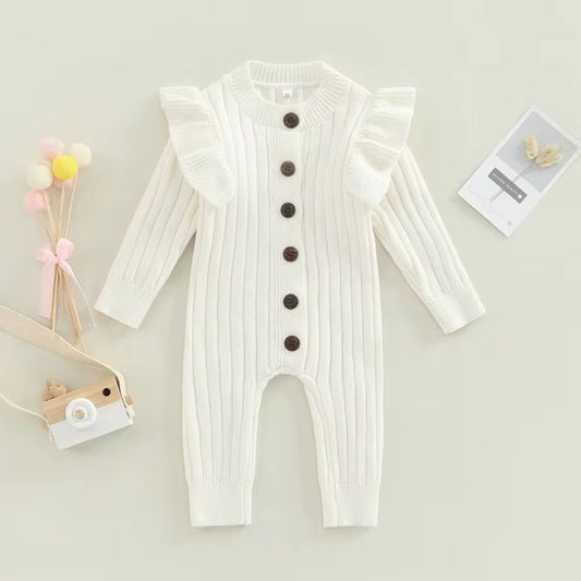 Barboteuse bébé fille à manches longues offrant douceur et liberté de mouvement