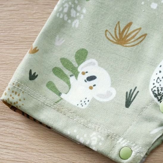 Barboteuse bébé Jungle Douce détails motifs jungle et finitions soignées