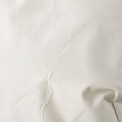 L'eau glisse sur la toile Oxford imperméable
