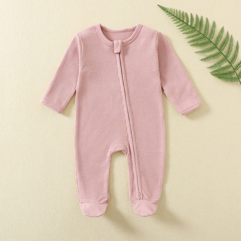 Combinaison pyjama enfant rose poudré – douce et confortable pour le sommeil