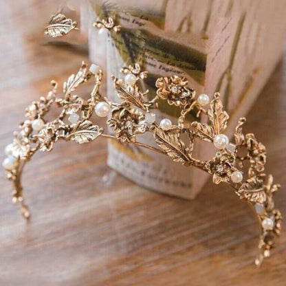 Couronne de fée dorée ornée de perles, accessoire vendu séparément