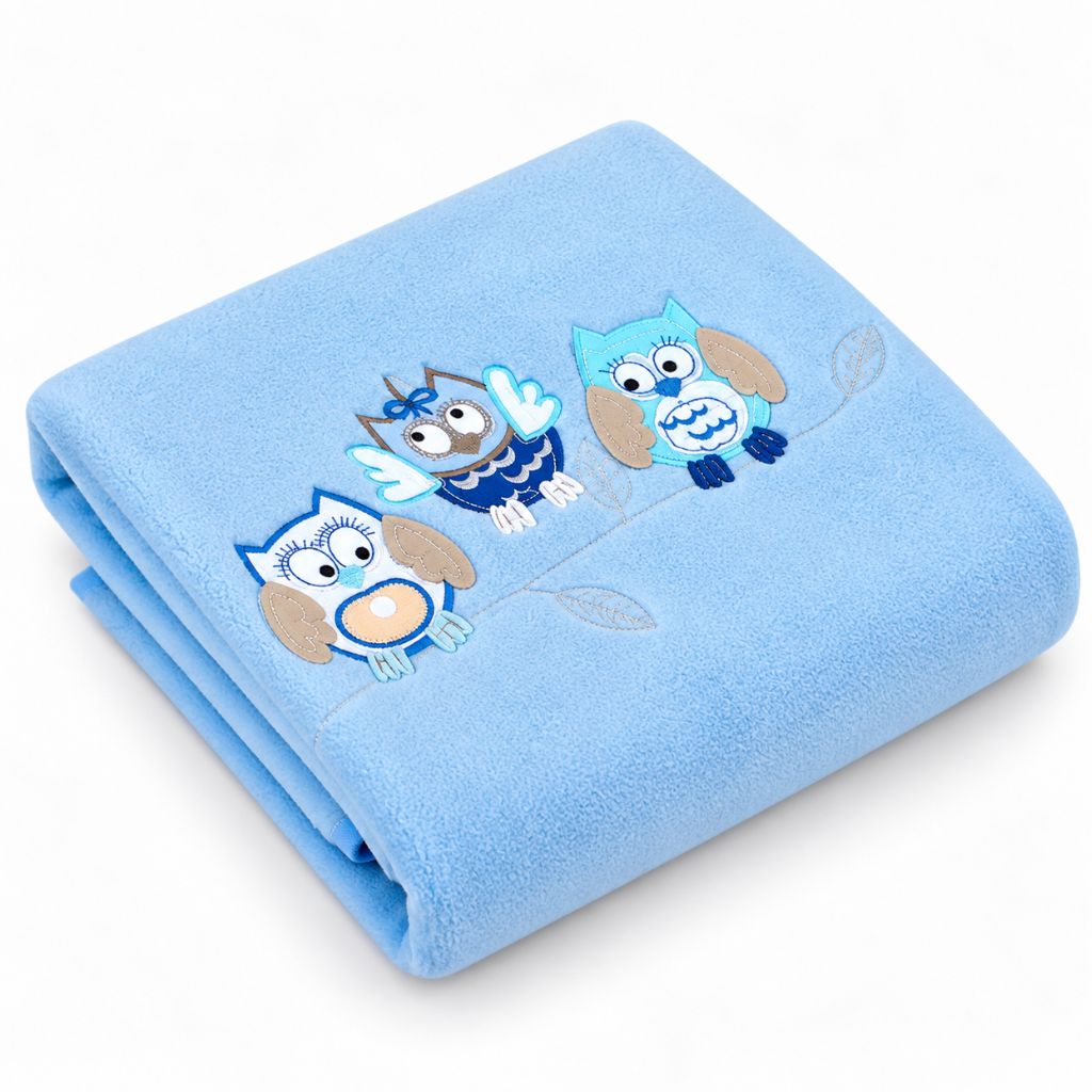 Couverture bébé garçon coloris bleu, pliée avec hiboux appliqués