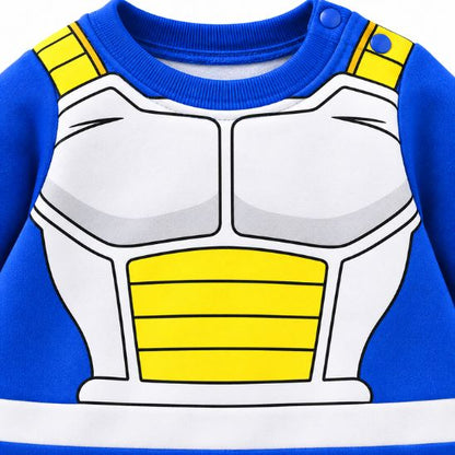 Détail du motif bleu, blanc et jaune du déguisement bébé garço