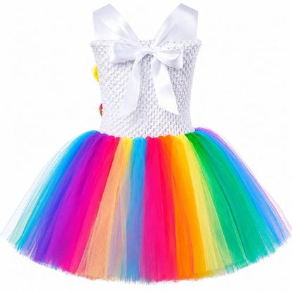 Robe du déguisement licorne fille vue de dos, jupe arc-en-ciel