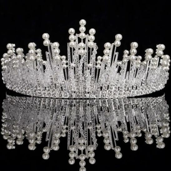 Couronne princesse ornée de perles, accessoire vendu séparément