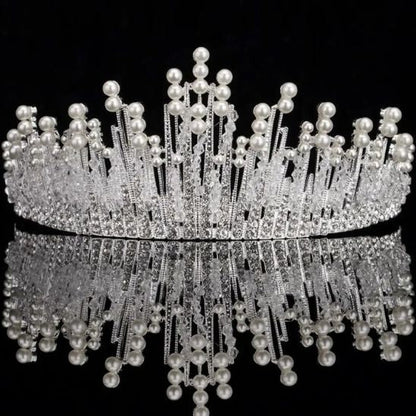 Couronne princesse ornée de perles, accessoire vendu séparément