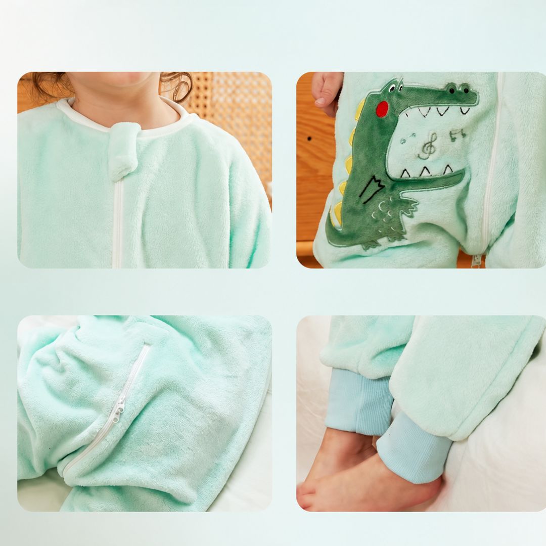 Détails de la gigoteuse pyjama : rabat de sécurité, broderie, zip et chevilles côtelées