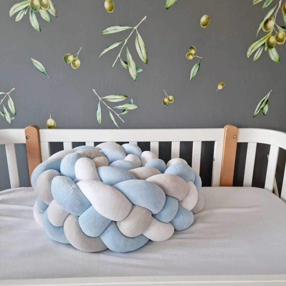 La tresse de lit - 4 brins Bleu blanc gris - Spot Bébé