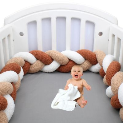 La Tresse de Lit Bébé - Sécuritaire multicolore blanc beige marron - Spot Bébé