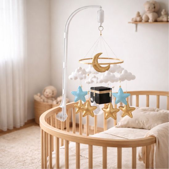 Mobile bébé Kaaba favorisant l’éveil spirituel et l’apaisement dès les premiers jours