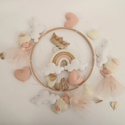 Mobile lit bébé princesse – Danseuses, nuages et cœurs en feutrine douce - Spot Bébé