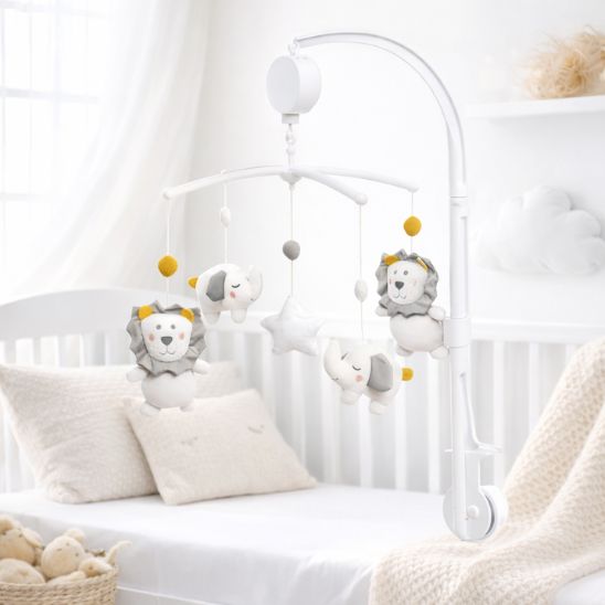 Détail peluche éléphant du mobile musical bébé