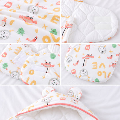 Détails du nid d'ange fille : imprimé, intérieur matelassé, scratch et oreilles