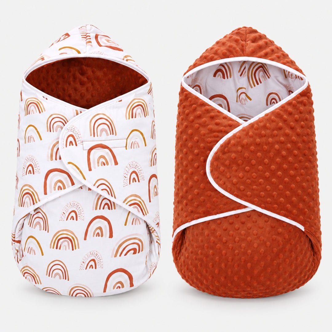 Les deux faces du nid d'ange minky : coton arc-en-ciel et minky terracotta