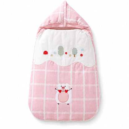 Nid d'ange naissance rose à carreaux, capuche et broderies