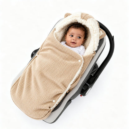 Bébé dans le nid d'ange siège auto kaki