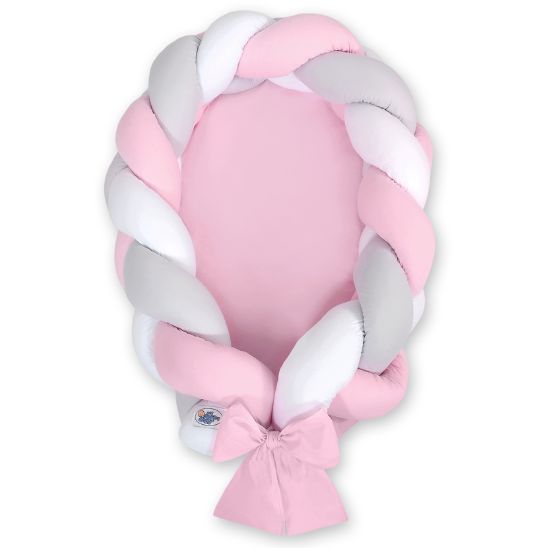 Réducteur de lit tressé rose, blanc et gris avec matelas rose coordonné