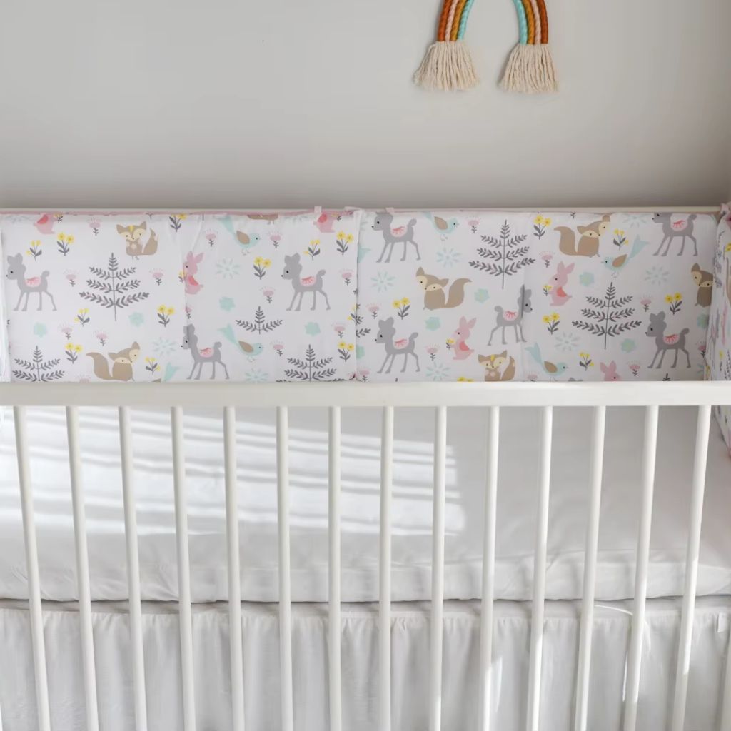 Tour de lit bébé protecteur pour berceau – sécurité et confort nocturne