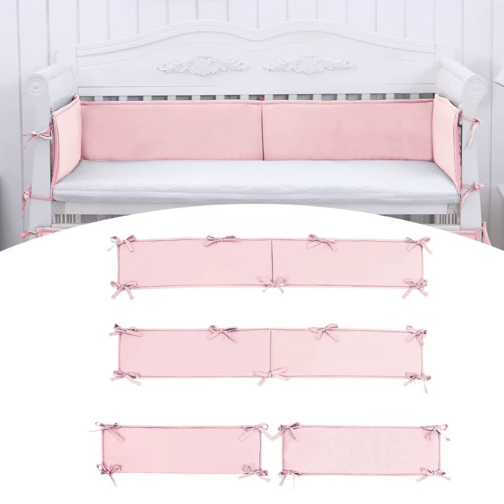 Décoration de chambre bébé avec tour de lit coton rose et literie assortie