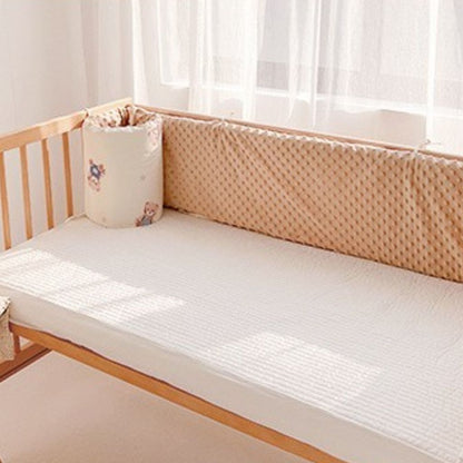 Tour de lit securitaire motif ourson et étoiles pour chambre bébé douce