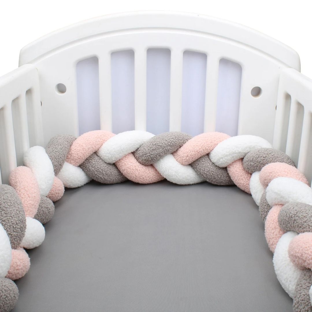Tresse de lit bébé - multicolore rose gris blanc - Spot Bébé