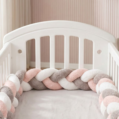 tresse de lit rose poudré gris et blanc bouclette berceau bébé