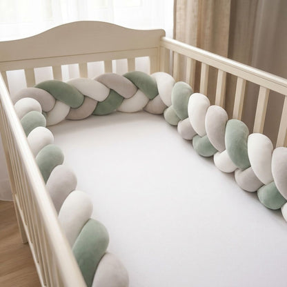 tresse de lit vert sauge gris et blanc détail tressage velours