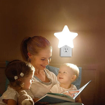 Petite veilleuse lumineuse en forme d’étoiles pour bébé