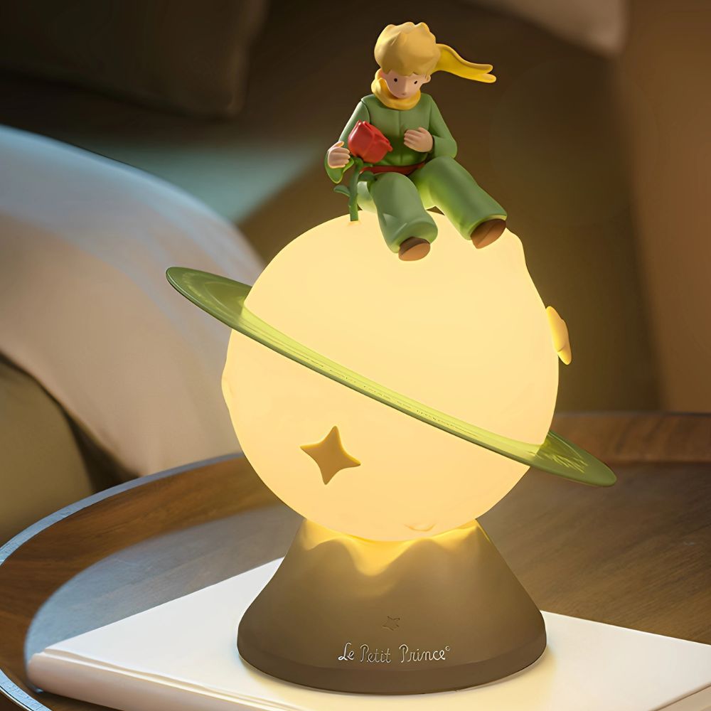 Veilleuse bébé Le Petit Prince Planète B612 lumineuse en ambiance du soir